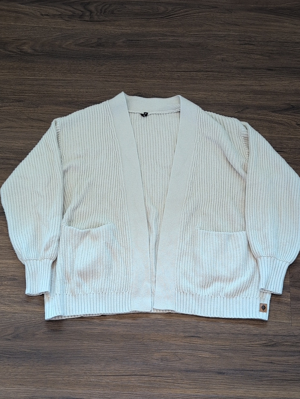 Kyte Women's Chunky Knit Oversized Cardigan